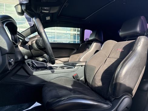 Used 2015 Dodge Challenger R/T Plus image 12