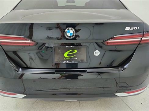 Used 2026 BMW 530i image 12