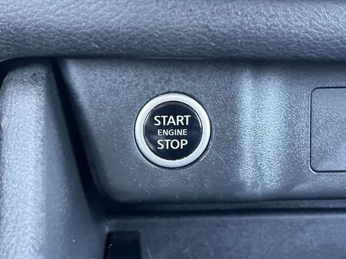 Used 2023 Nissan Rogue SV w/ SV Premium B Package FWD image 26