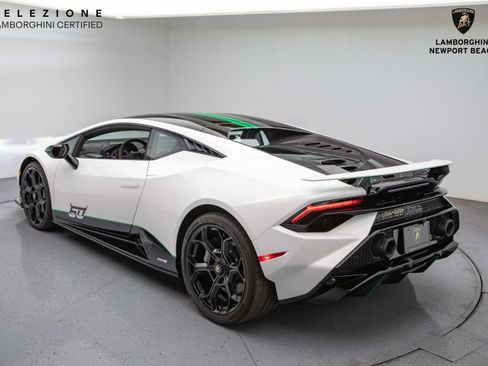 Used 2023 Lamborghini Huracan Tecnica image 12