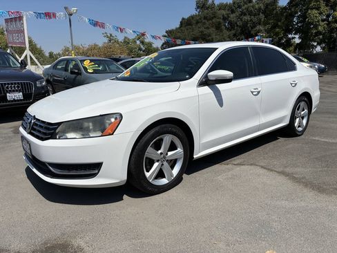 Used 2013 Volkswagen Passat TDI SE FWD image 1