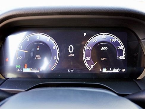 New 2024 Jeep Grand Cherokee Laredo AWD/4WD image 37