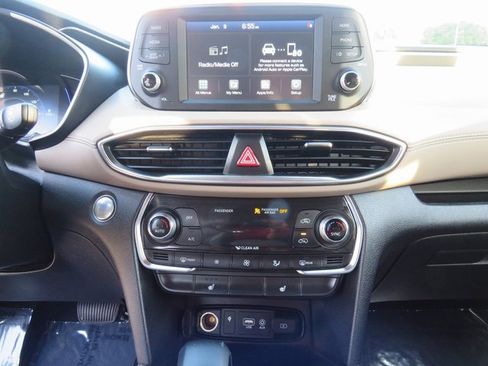 Used 2020 Hyundai Santa Fe SEL w/ Convenience Package image 24