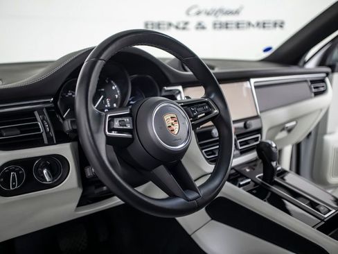 Used 2024 Porsche Macan w/ Premium Plus Package AWD/4WD image 22