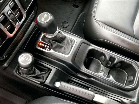 Certified 2021 Jeep Wrangler Unlimited Sahara image 13