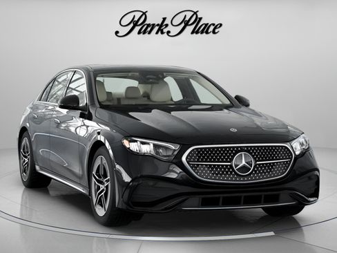 Used 2026 Mercedes-Benz E 450 4MATIC Sedan image 34