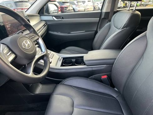 Used 2025 Hyundai Palisade SEL FWD image 9