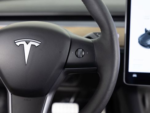 Used 2021 Tesla Model 3 Performance AWD/4WD image 32