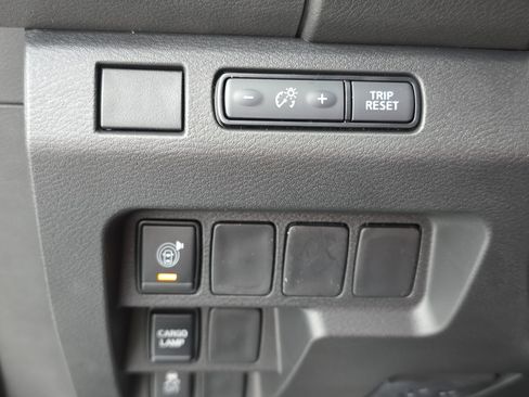 New 2026 Nissan Frontier SV w/ Tow Package image 25