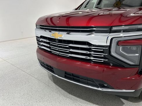 New 2025 Chevrolet Suburban Premier image 29