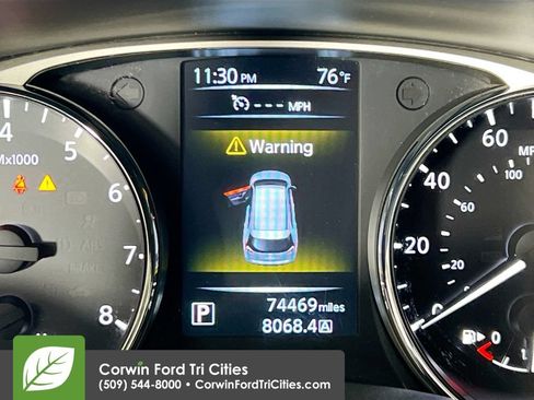Used 2016 Nissan Rogue S AWD/4WD image 2