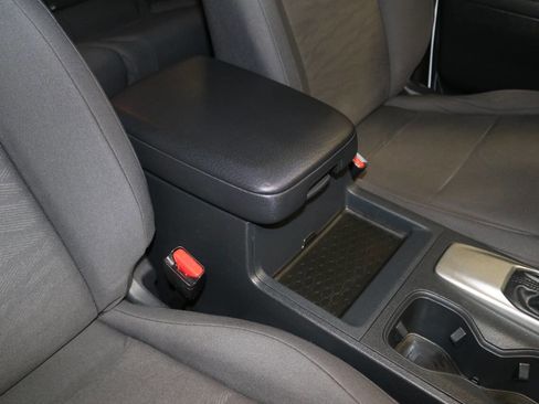 Used 2022 Nissan Frontier S image 53