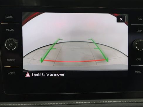 Used 2025 Volkswagen Jetta SEL image 10