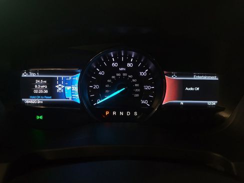 Used 2019 Ford Explorer Sport w/ Ford Safe & Smart Package AWD/4WD image 23