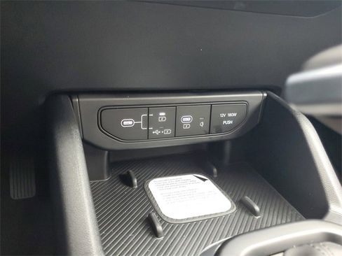 New 2025 Kia K4 EX image 22