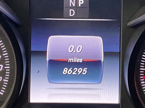 Used 2019 Mercedes-Benz GLC 300 4MATIC Coupe image 26