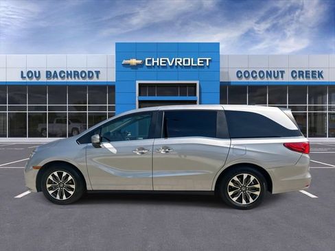Used 2024 Honda Odyssey EX-L image 5