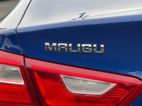 Used 2023 Chevrolet Malibu LT image 36