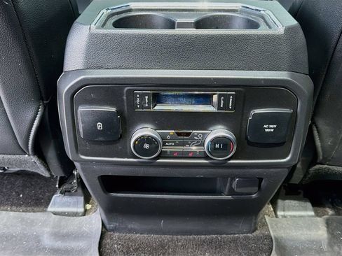 Used 2020 Ford Expedition Limited w/ Equipment Group 303A AWD/4WD image 29