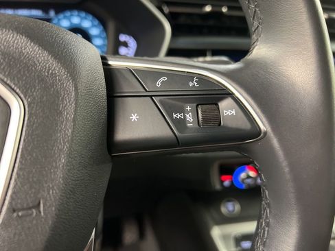 Used 2022 Audi Q3 2.0T Premium Plus w/ Premium Plus Package image 21