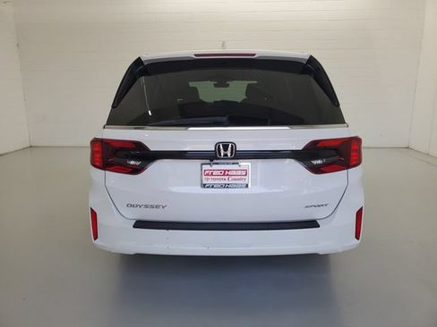 Used 2025 Honda Odyssey Sport-L image 6