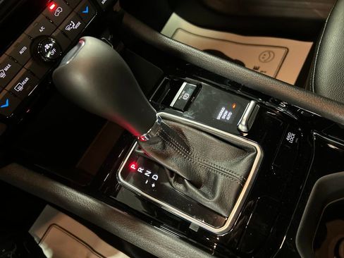 New 2026 Jeep Compass Limited image 18