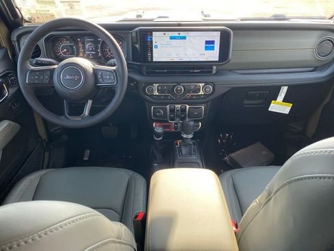 New 2026 Jeep Gladiator Mojave image 36