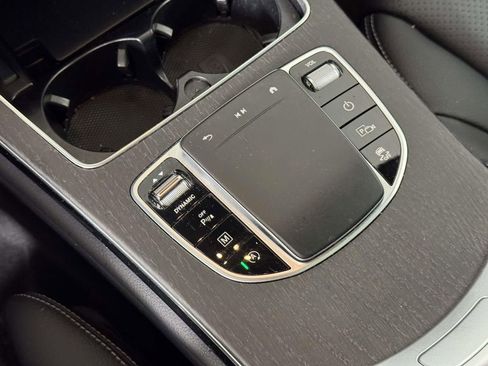 Used 2022 Mercedes-Benz GLC 300 4MATIC image 29