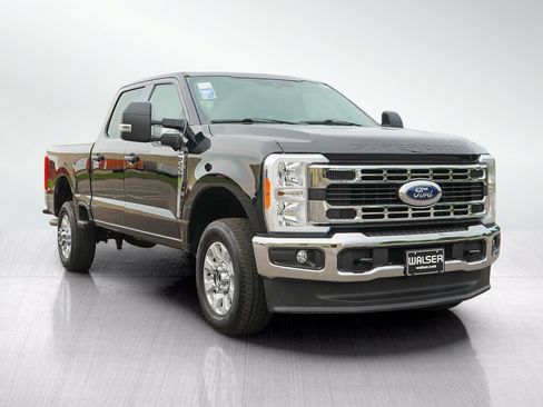 Used 2023 Ford F250 XLT AWD/4WD image 7