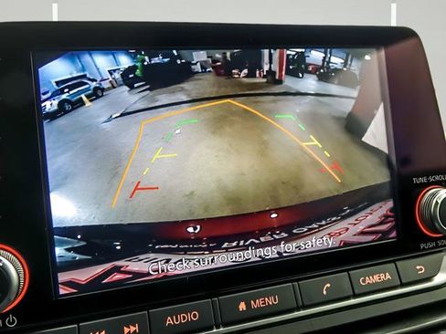 Used 2024 Nissan Altima 2.5 SV image 17