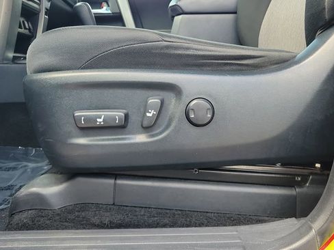 Certified 2022 Toyota 4Runner SR5 AWD/4WD image 16