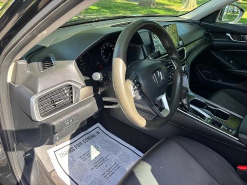 Used 2019 Honda Accord LX image 10