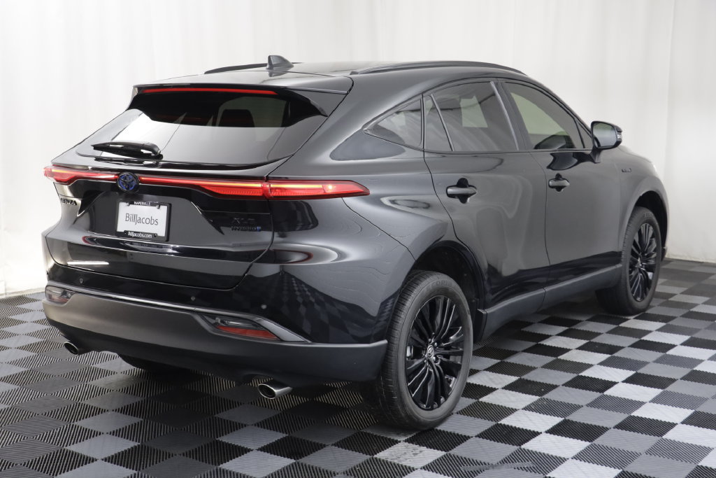 Used 2021 Toyota Venza XLE w/ Softex Package AWD/4WD image 18