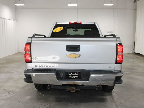 Used 2018 Chevrolet Silverado 1500 LT AWD/4WD image 8