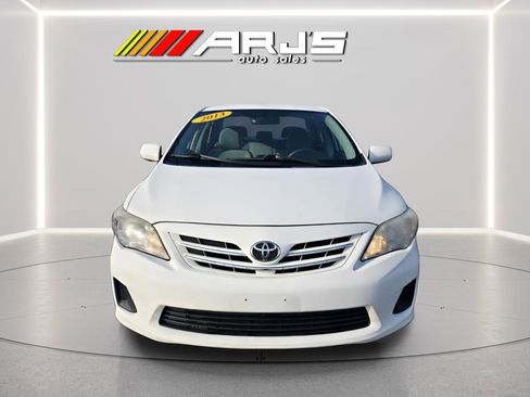 Used 2013 Toyota Corolla image 5
