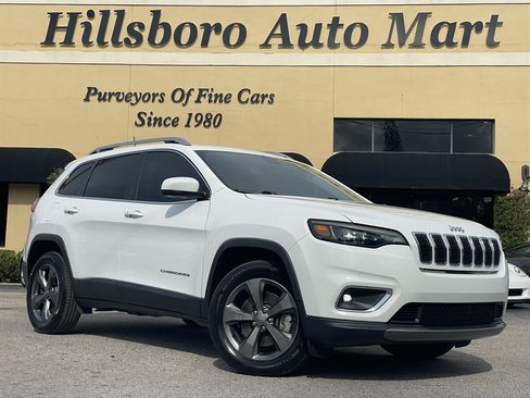 Used 2019 Jeep Cherokee Limited w/ Trailer Tow Group AWD/4WD image 1