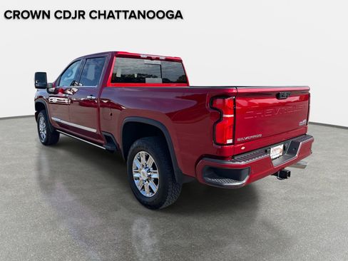 Used 2026 Chevrolet Silverado 2500 High Country w/ High Country Premium Package AWD/4WD image 7