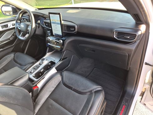 Used 2022 Ford Explorer ST w/ ST Street Pack AWD/4WD image 36