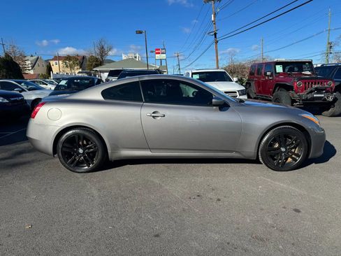 Used 2009 INFINITI G37 x Coupe w/ Premium Pkg image 8