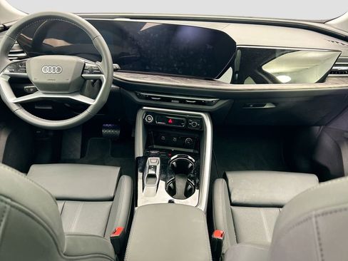 Used 2025 Audi Q5 Premium Plus w/ Premium Plus image 13