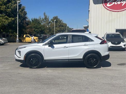 New 2026 Mitsubishi Eclipse Cross LE image 2
