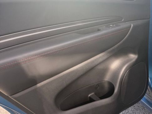 Used 2023 Dodge Durango GT RWD image 14
