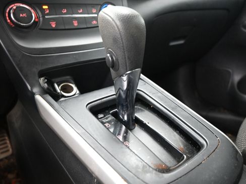 Used 2019 Nissan Sentra S image 15