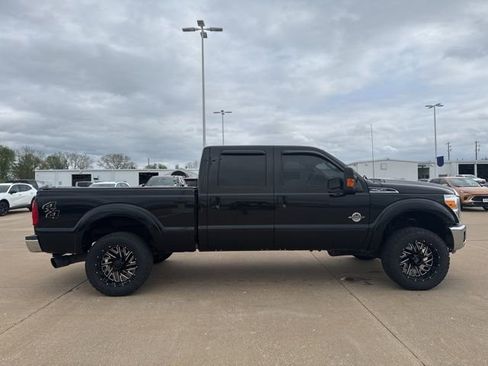 Used 2011 Ford F250 Lariat w/ Lariat Interior Pkg image 2