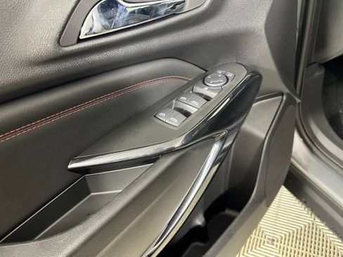 New 2026 Chevrolet Trax RS w/ Sunroof Package FWD image 11