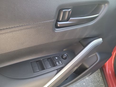 Certified 2026 Toyota Corolla Cross LE FWD image 19