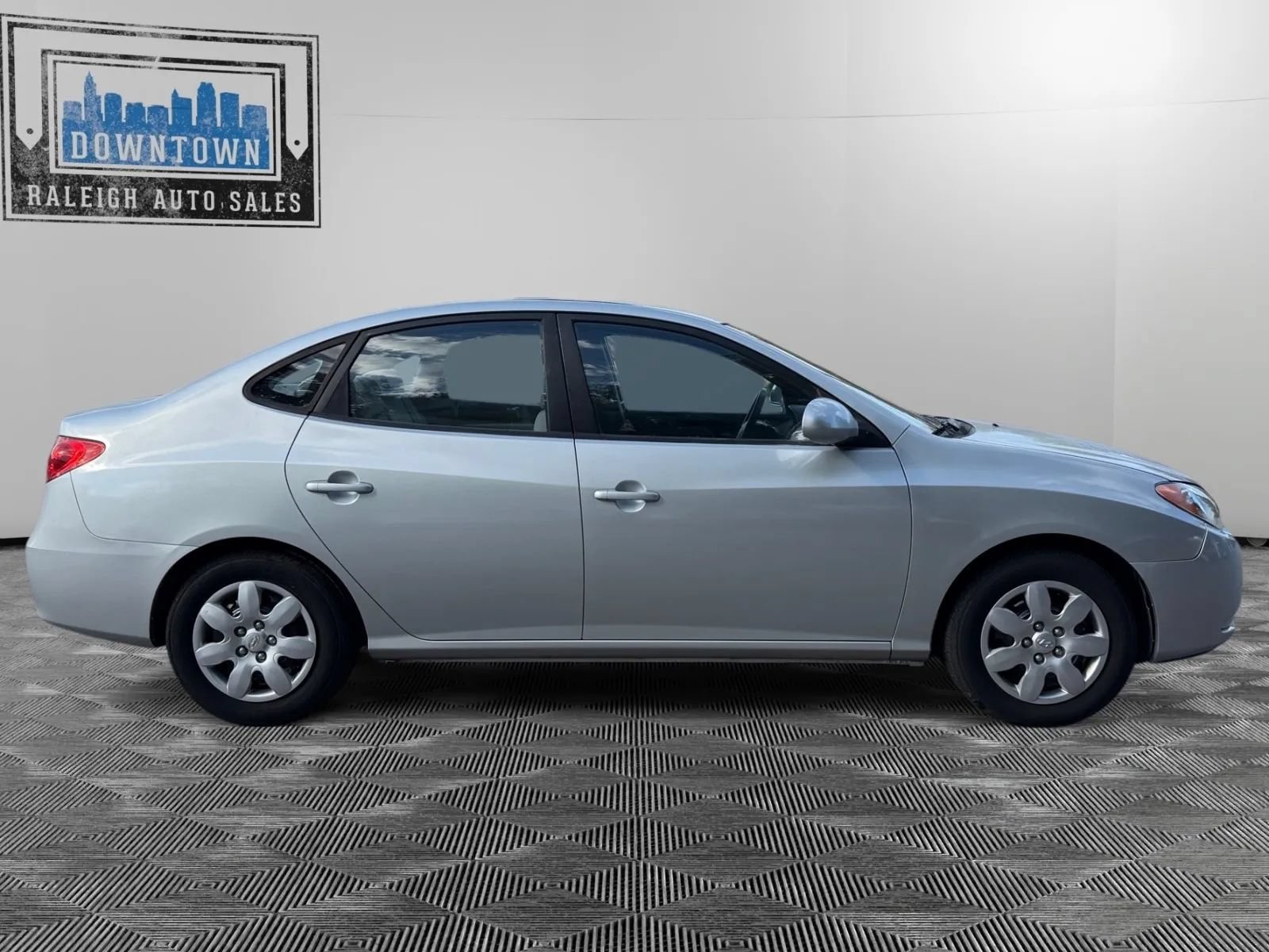 Used 2008 Hyundai Elantra SE FWD image 5