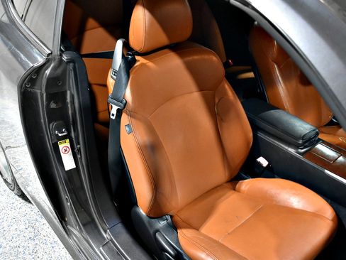 Used 2011 Lexus IS 250C image 19