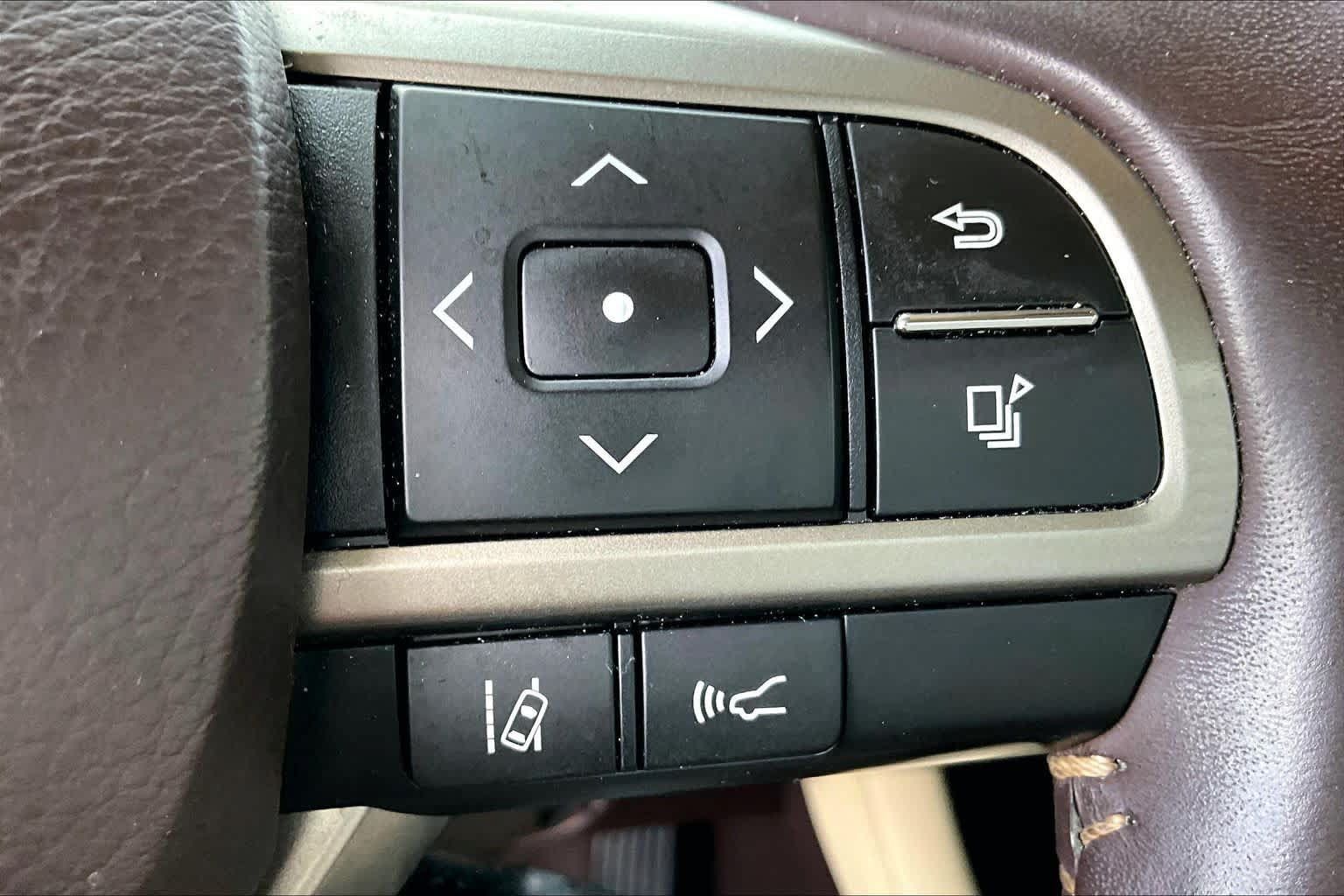 Used 2017 Lexus RX 350 FWD w/ Luxury Package image 24