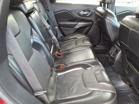 Used 2020 Jeep Cherokee Limited image 13